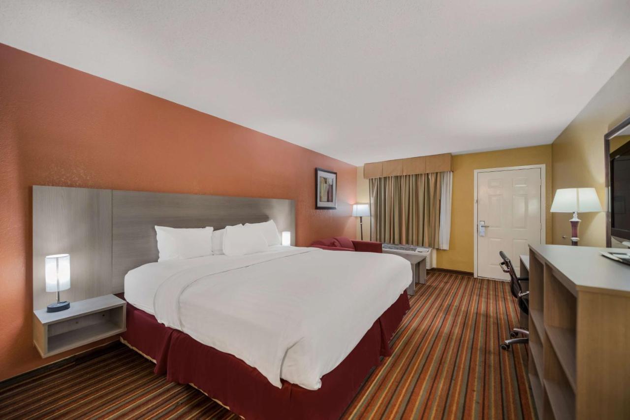 Surestay Hotel By Best Western Mt Pleasant Mount Pleasant Bagian luar foto
